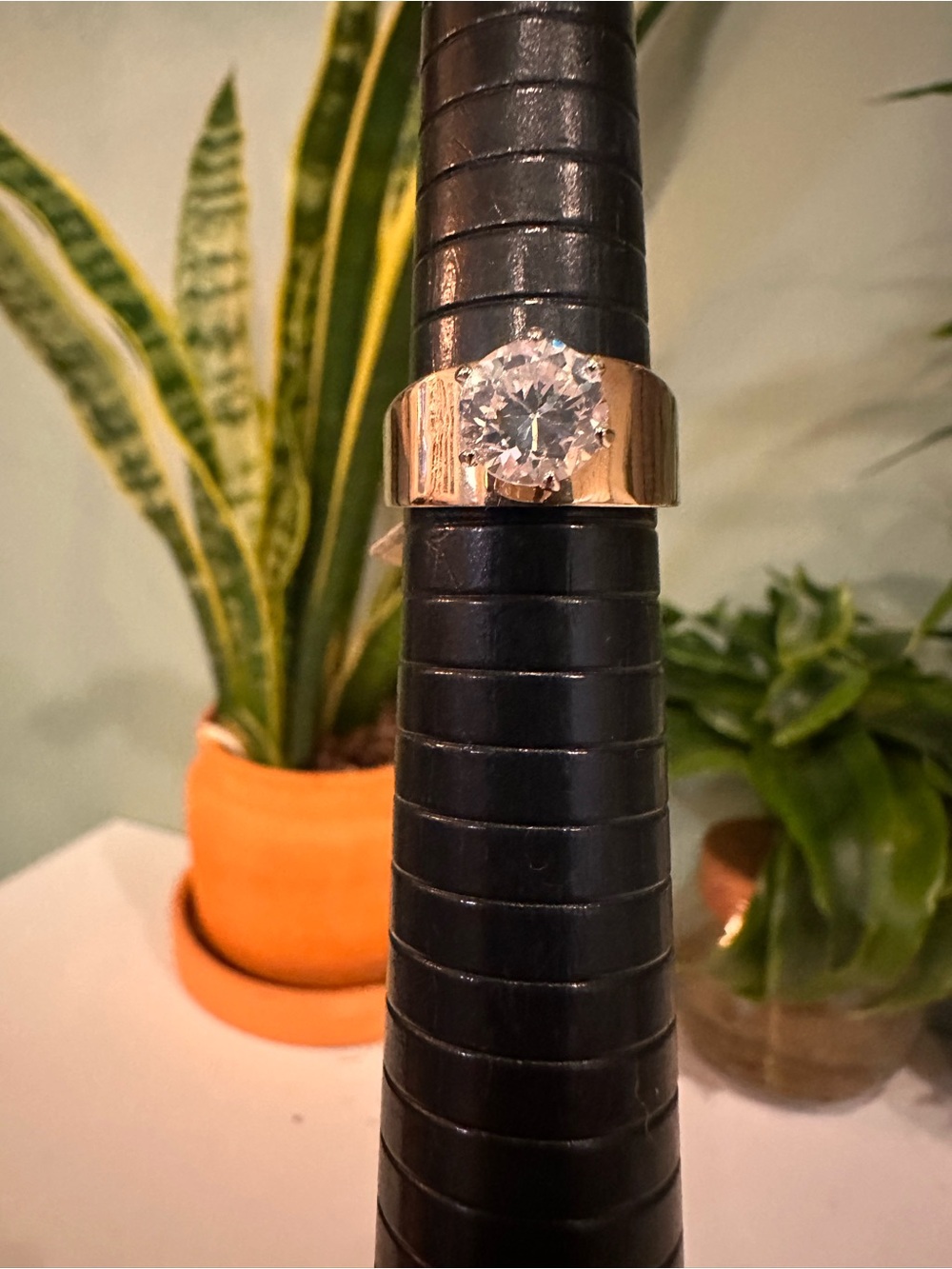 Vintage 14KT Gold Electroplated Cubic Zirconia Solitaire Ring. Size 6.5